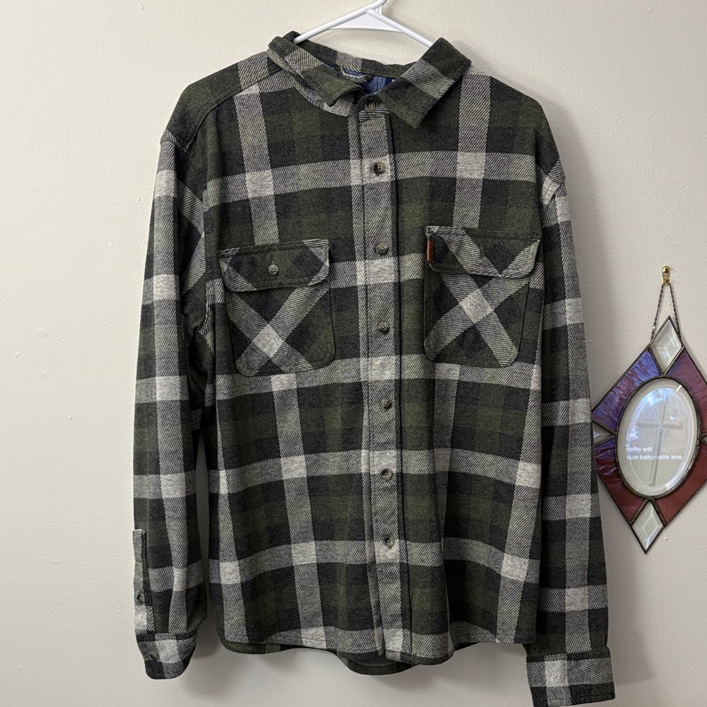 CHAMPS || green flannel